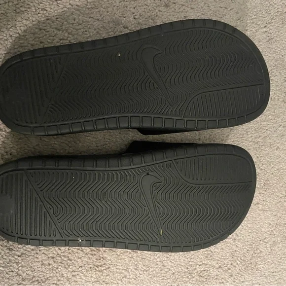 Nike Black and pink Slide Sandals - Picture 3 of 4